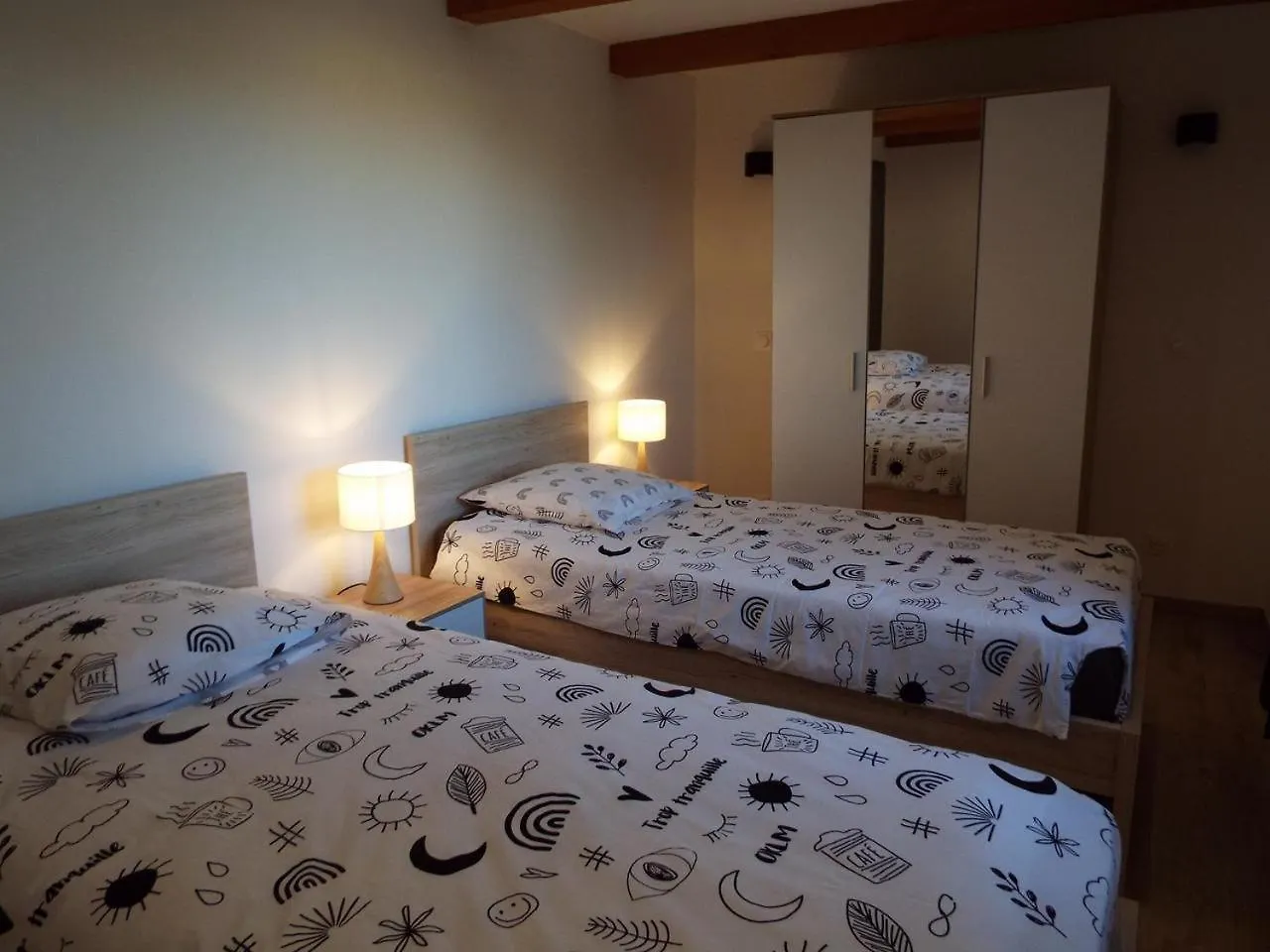Campagne Apartment Avignon 0*,
